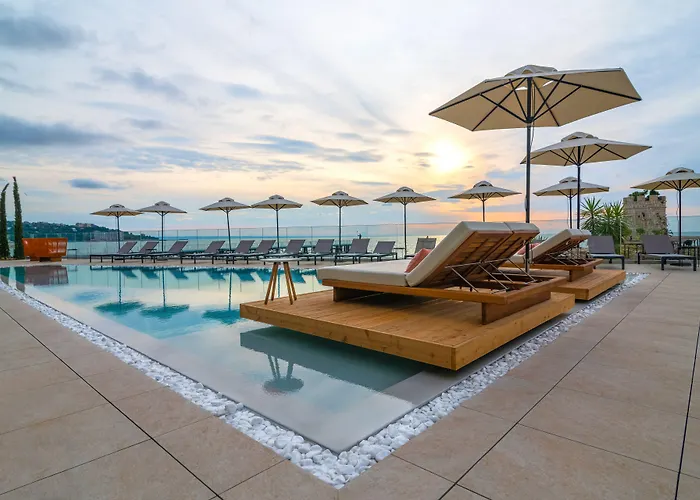 מלון Chinka By Astor Garden - Adults Only 5*